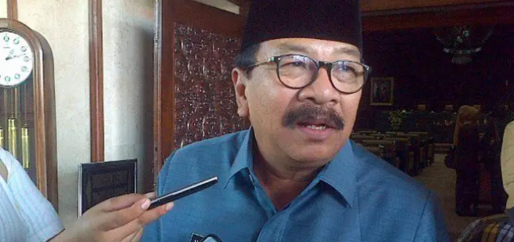 UMK Jawa Timur Tahun 2016 Tertinggi Rp 3.045.000