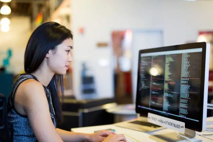 Ingin Jadi Programmer? Ini Tugas Programmer dan Tanggung Jawabnya 3 Tugas Seorang Programmer
